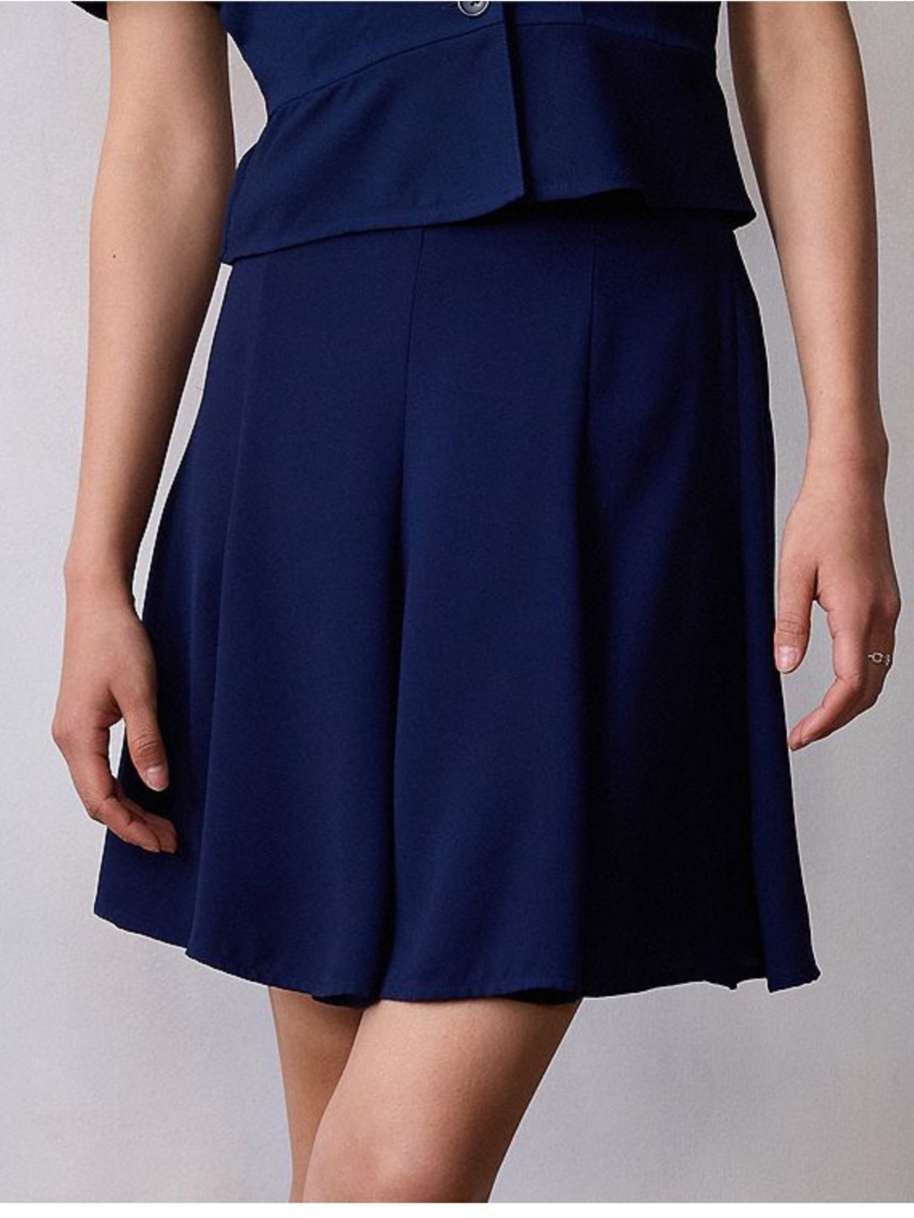 NWT LC Lauren Conrad Seattle navy paneled mini skirt size XS